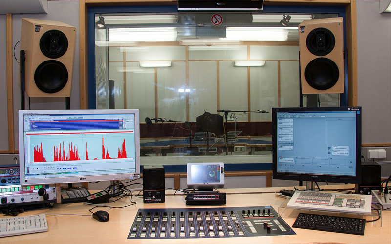 29.-Im-Studio
