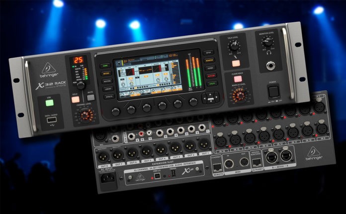 Behringer X32 Rack in der Frontansicht