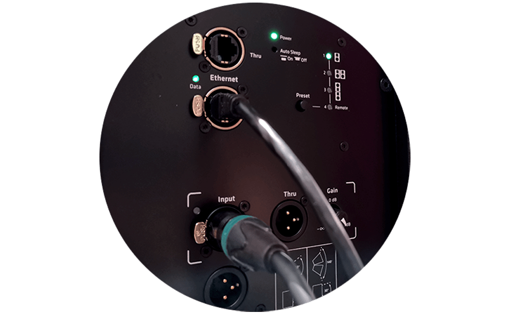 HK-Audio Linear 5 MK ll 308 LTA_Rückseite mit Netzwerkanschluss / © Engelmann Promotion