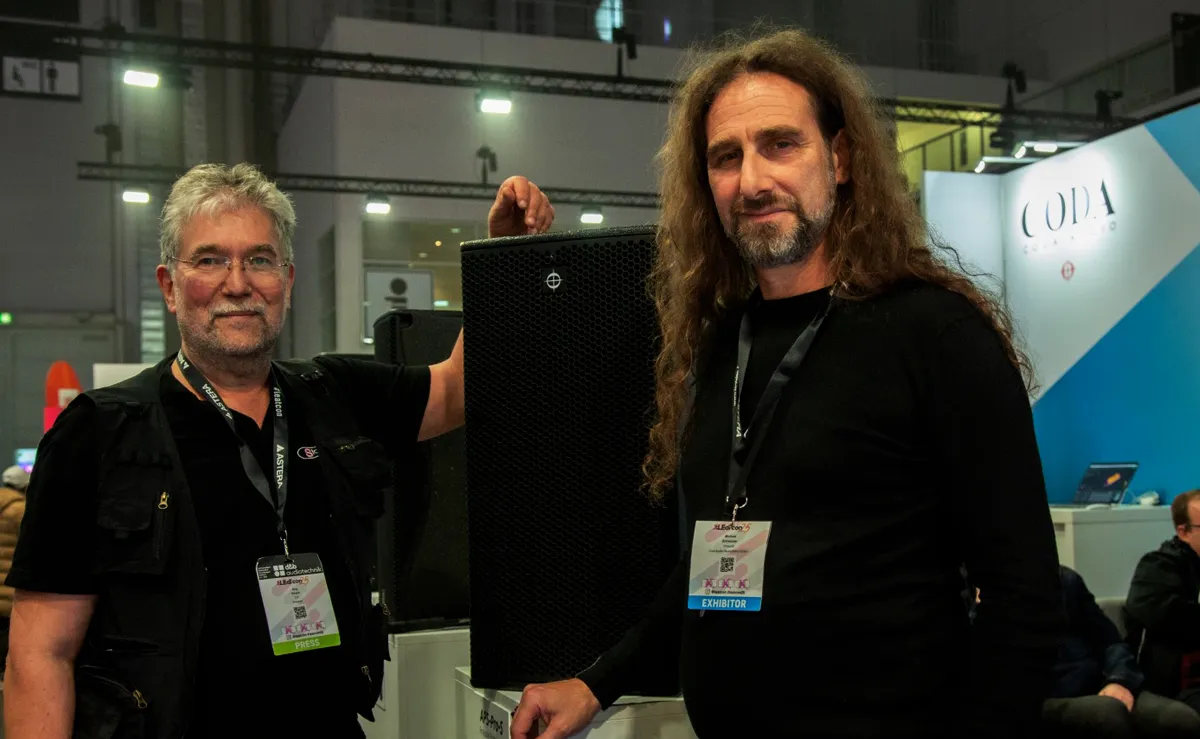 Installation der Coda Audio Serie im Kulturzentrum Kalkutta © Coda Audio