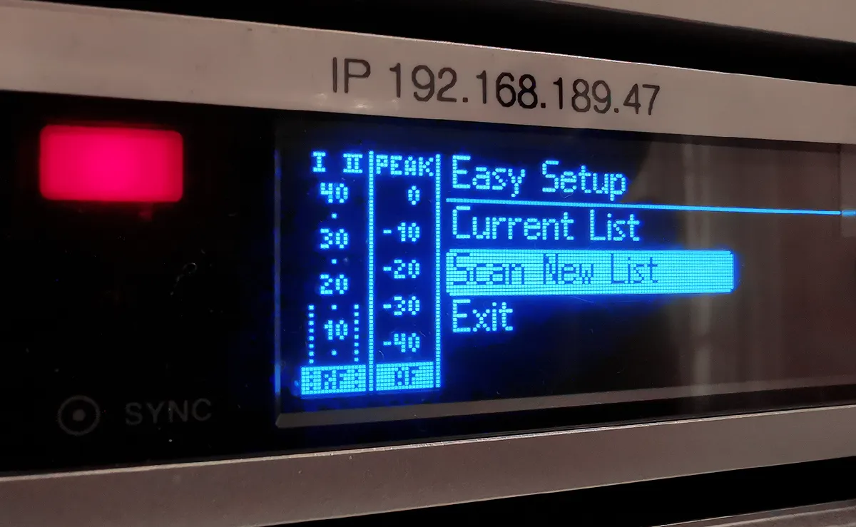 Frequenzscan beim Aufbau in neuer Umgebung © Engelmann Promotion