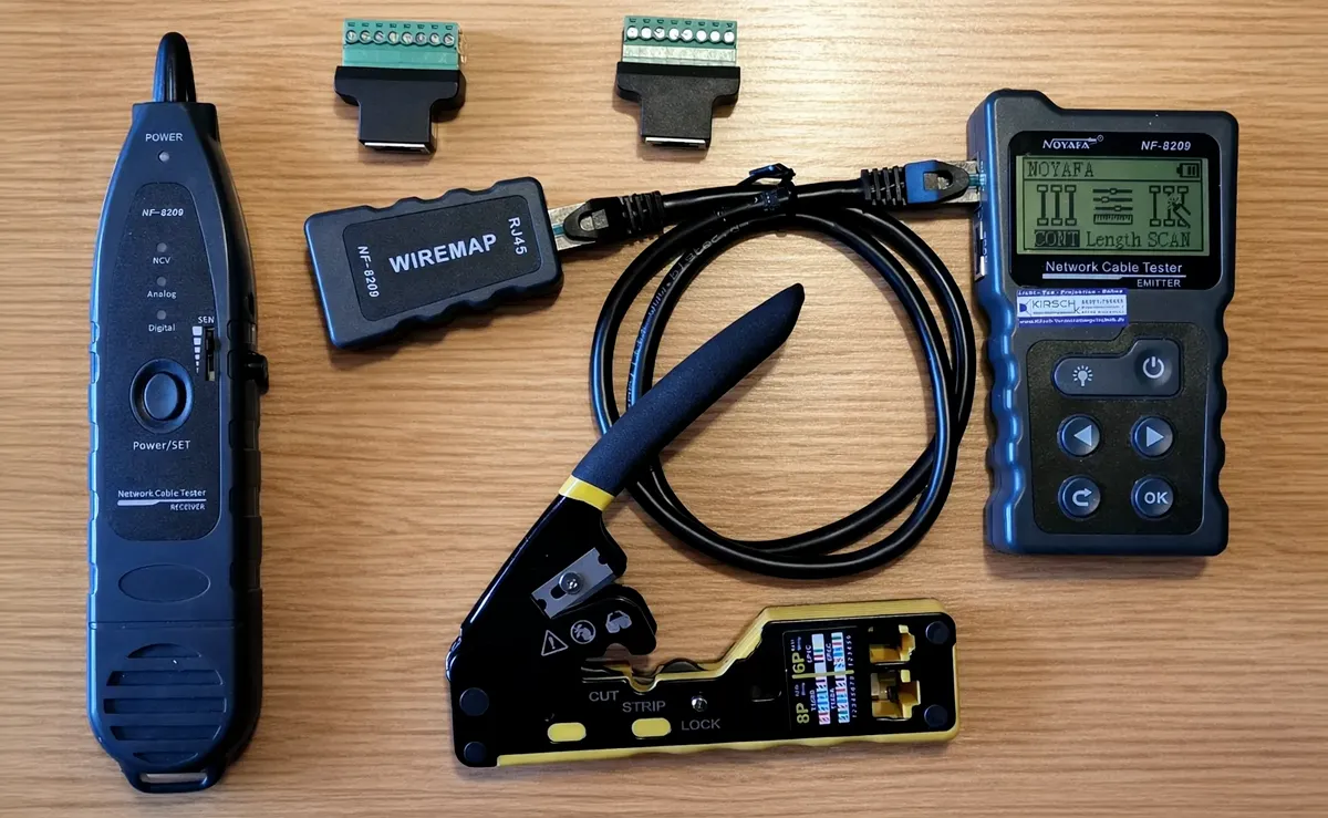 Prüf- und Service Set in der Netzwerktechnik © Engelmann Promotion